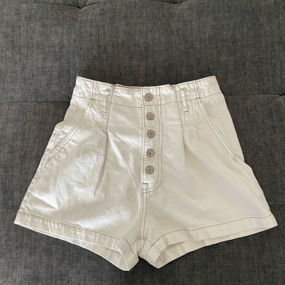 I’m selling them because they don’t fit me anymore. - Picture 1 of 4